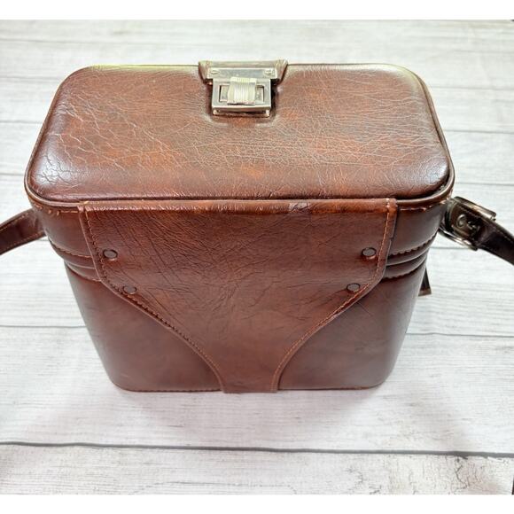 Nikon F Eye Level Silver 35mm SLR Film Camera Japan with Accessories UNTESTED - Picture 15 of 16